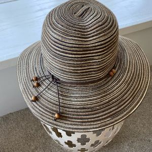 >>CTR Summit Crushable straw hat